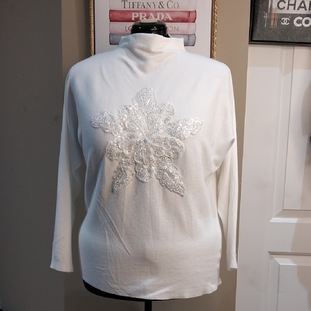 Nwt XL White Long Sleeve Top with White  Silver Sequin Design
